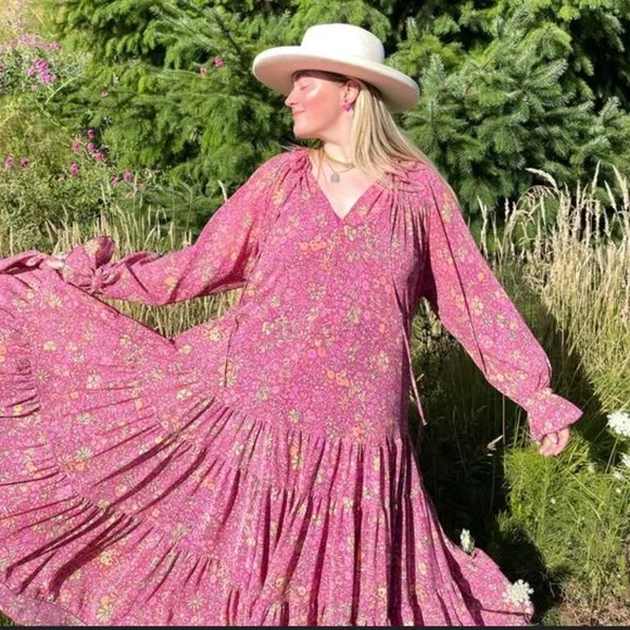 Free People | Dresses | Free People Feeling Groovy Maxi Dress Pink Floral  Tier Boho Flowy Oversized Xso | Poshmark